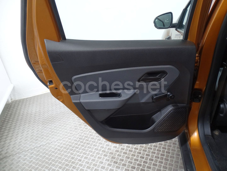 Dacia Duster Essential 1.6 84kW 114CV 4X2 5p foto 19