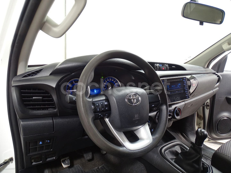 Toyota Hilux 2.4 D4D Cabina Doble GX 4x4 4p. foto 10