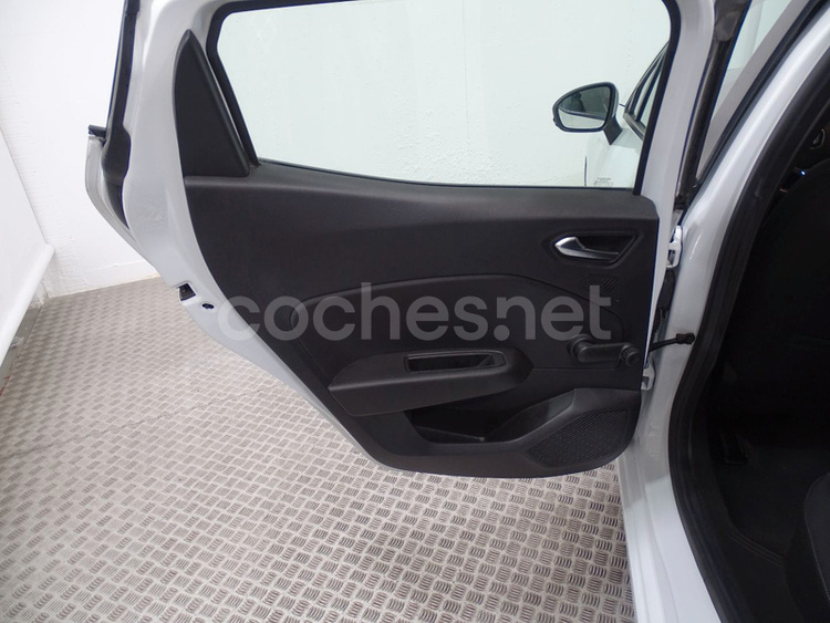 Renault Clio Intens ETech Hibrido 104 kW 140CV foto 17