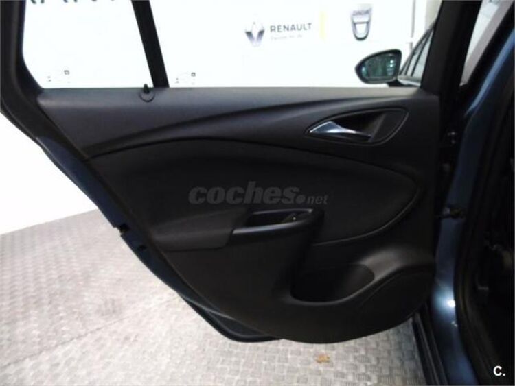 Opel Astra 1.6 CDTI Sports Tourer Business 81 kW (110 CV) foto 13
