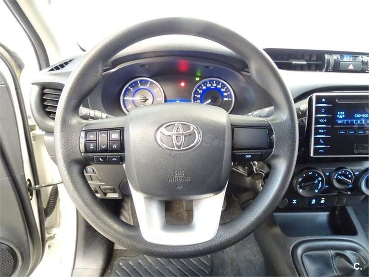 Toyota Hilux 2.4 D4D Cabina Doble GX 4p foto 13